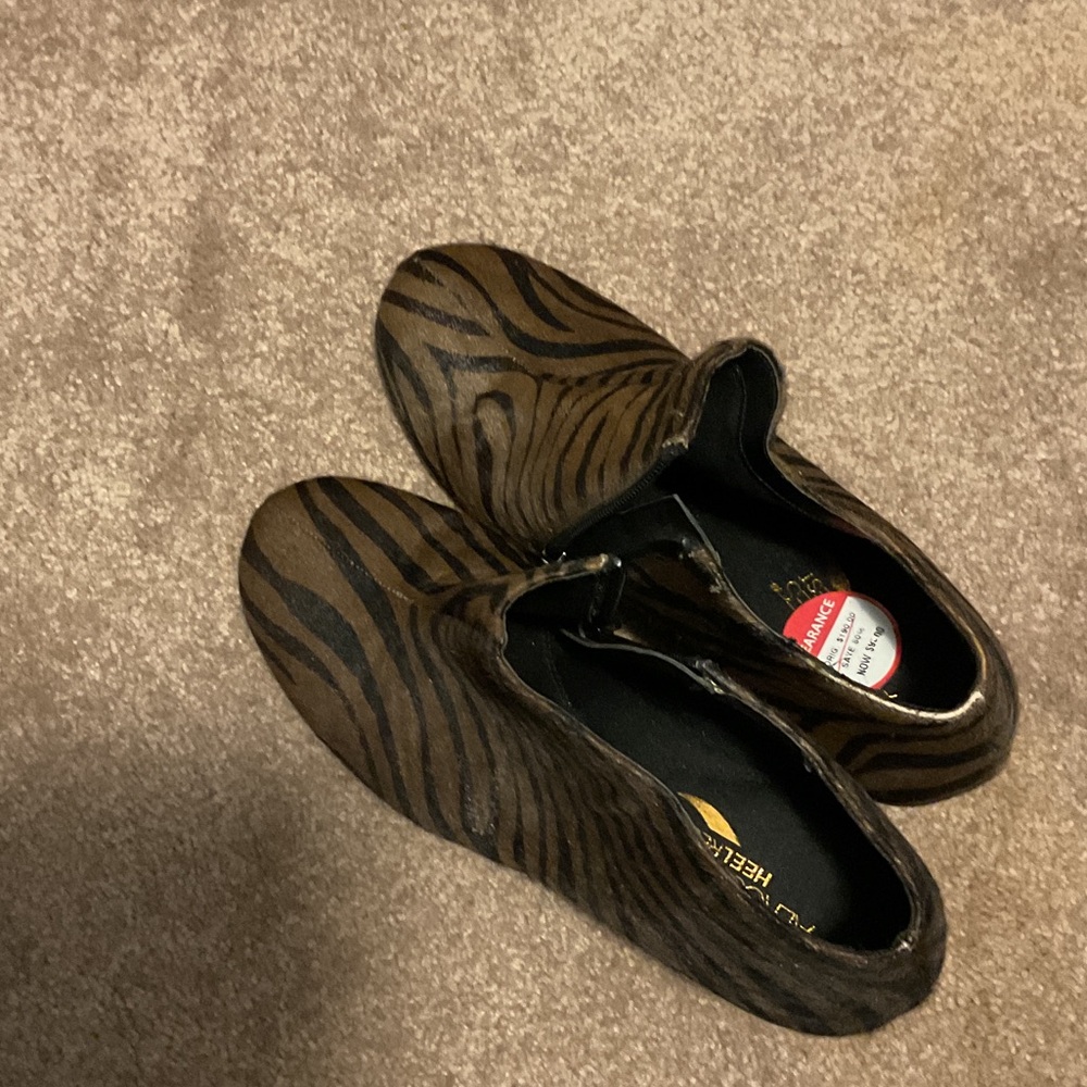 AEROSOLES Brown Zebra Print Ankle Boots